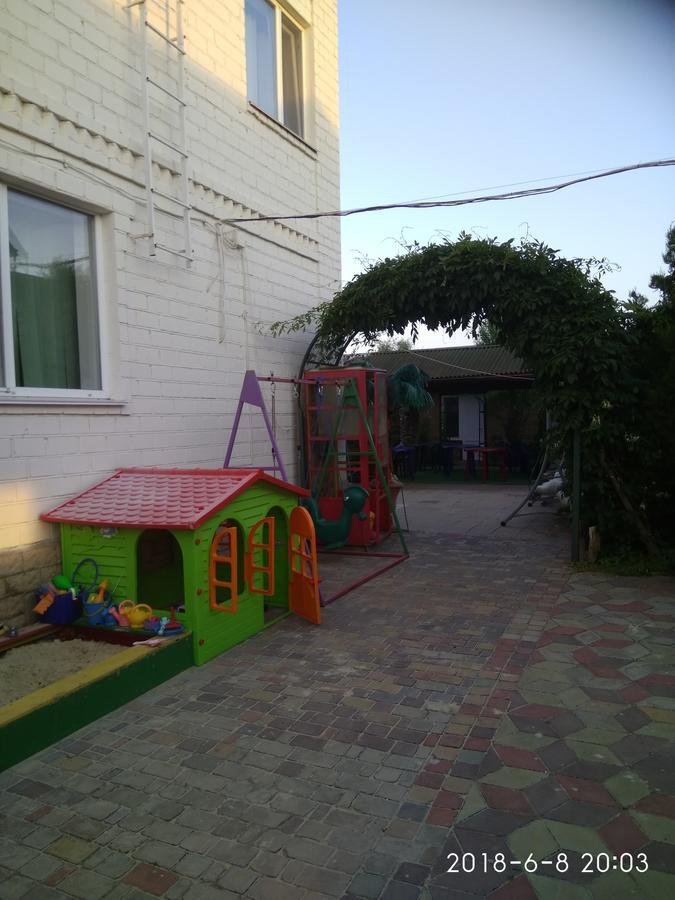 Джага-Джага Zaliznyy Port Bagian luar foto